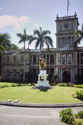 Statue of Kamehameha king 