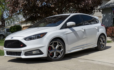 2018 Ford Focus ST (Gallery)