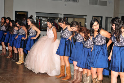 420kinci_132quinceaneras.jpg