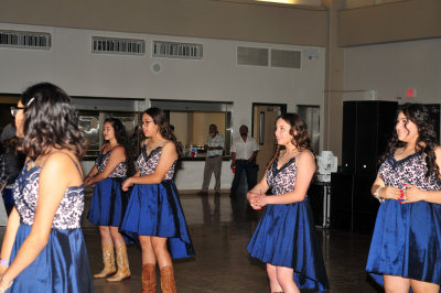 420kinci_141quinceaneras.jpg