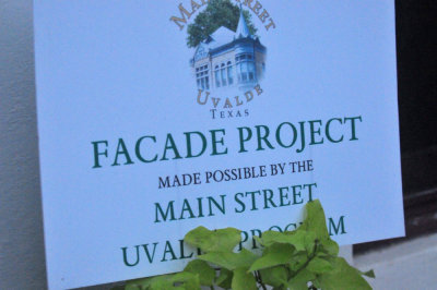 621uvaldesummer_044downtown.jpg