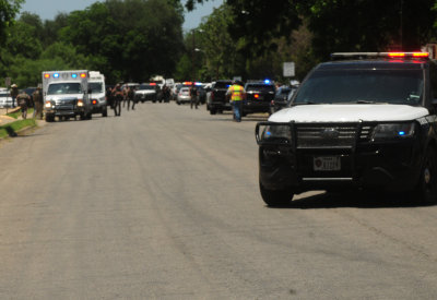 524countyrobb2222.ambulancessssssssssss.JPG