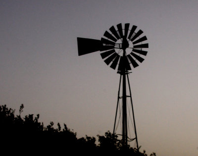 717county.windmill2222222222.JPG
