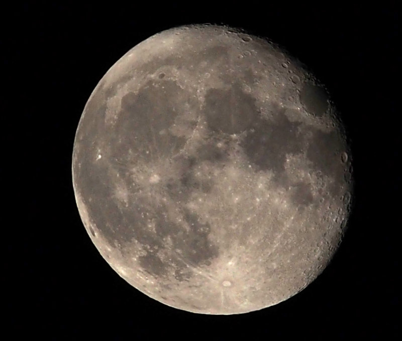 Last Full Moon - Hand held Olympus OM-D