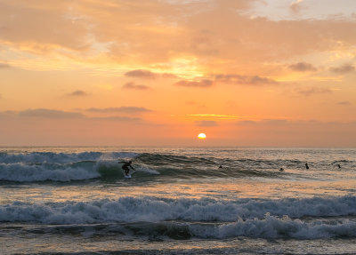 Surfin' till the Sun Goes Down