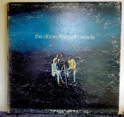 Moody BThe Doors Soft ParadeRX402976.jpg