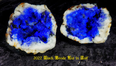 2022 Blue Crystal Geode Large NEW04506 (Cut in Half)_dphdr.jpg