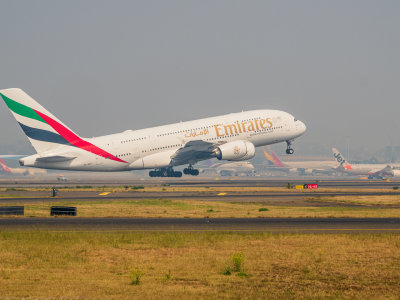 Emirates Airbus A-380