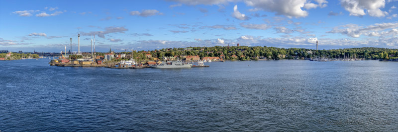 Stockholm Pano Harbour.jpg