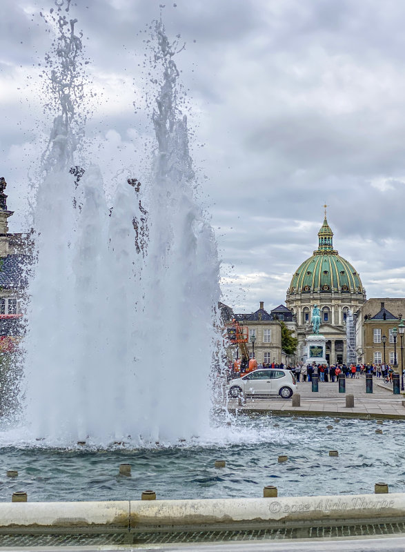 Copenhagen fountain.jpg