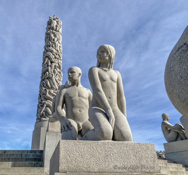 Gustav Vigeland statues.jpg