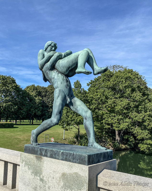 Vigeland Park statue2.jpg