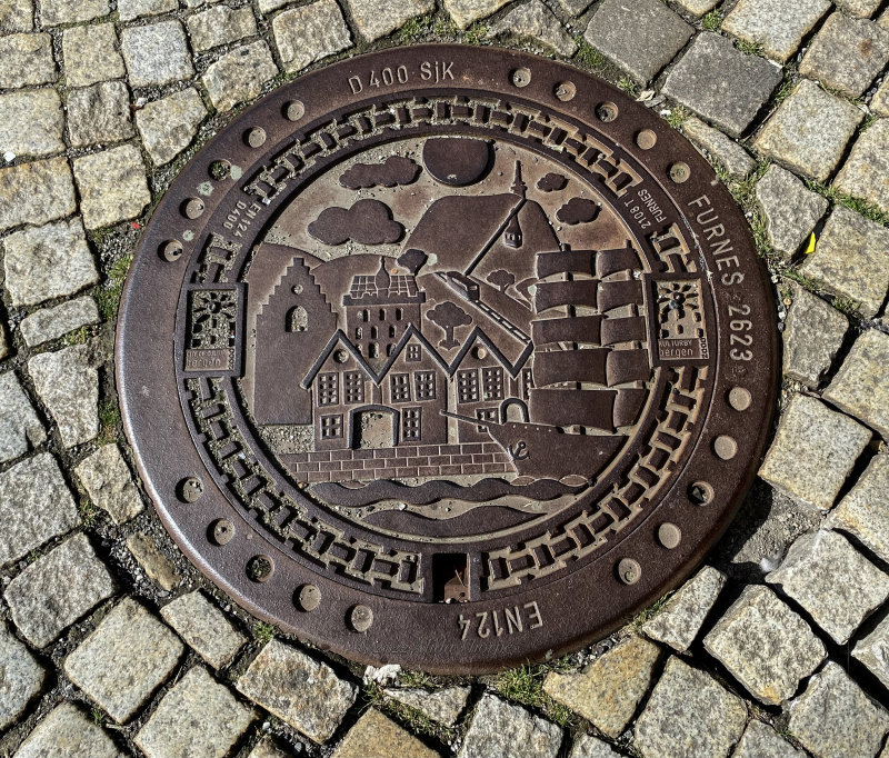 Bergen manhole cover.jpg