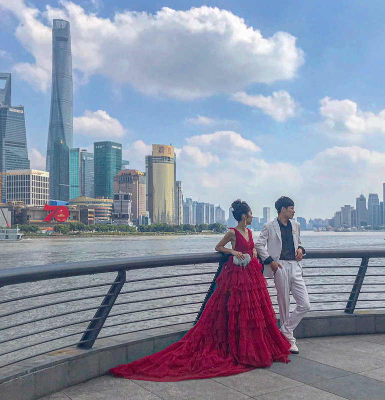 Shanghai red dress