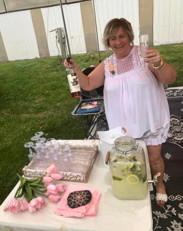 Something lemon, vodka and?