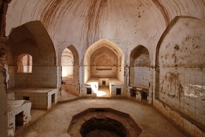 Kharanaq, bathhouse