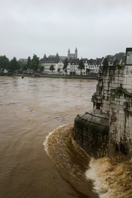 River Maas, dangerous levels @ Maastricht