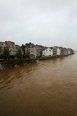 River Maas, dangerous levels @ Maastricht