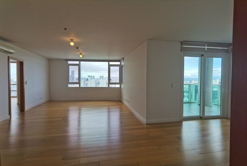 3BR for Lease in Park Terraces