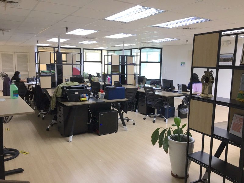 223 Sqm for Lease in Salcedo Village