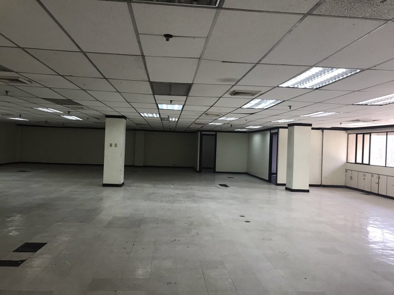 1,000Sqm Office Space in Legaspi Village