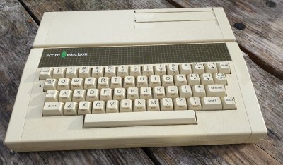 Acorn Electron and expansion module.jpg