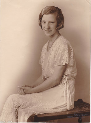 Edith ca 1931.jpg