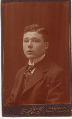 Elof Johannes  ca 1912.jpg