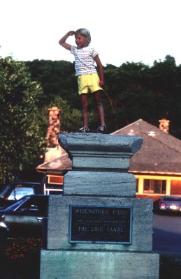 02 Erica at Cobbs Hill Park.jpg