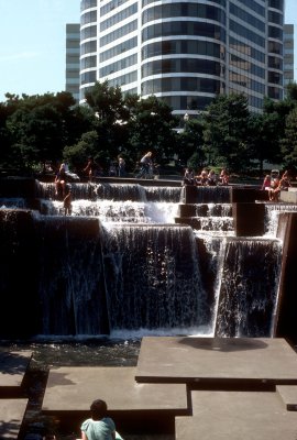 01 Keller Fountain Park 01.jpg