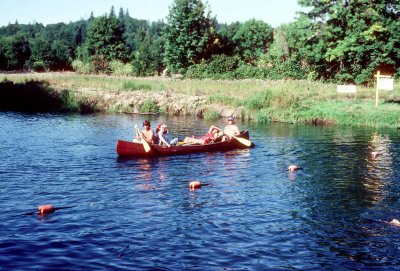 07 Canoeing on the Sandy River 02.jpg