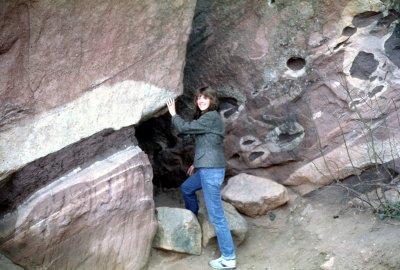 02 Tory in the Red Rocks.jpg