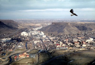 09 Hang glider near Golden 04.jpg