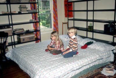 04 Erica and Keith watching TV 01.jpg