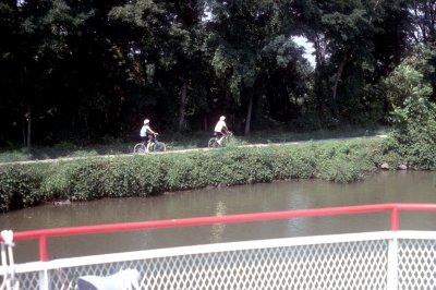 07 Bikers on the canal path.jpg