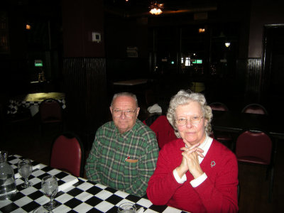 Lynn AA9NA & Donna KB9UQT.JPG