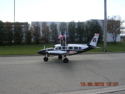 Shriners Plane in Parade.JPG