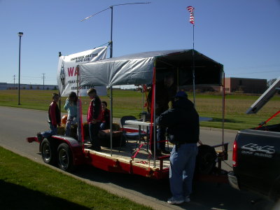 Float4.JPG