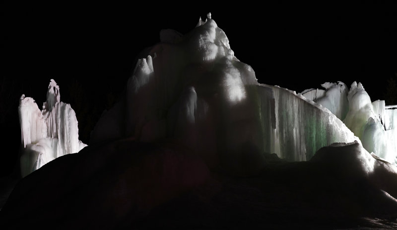Ice sculpture IV copy.jpg