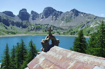 Lac d'Allos with chapel