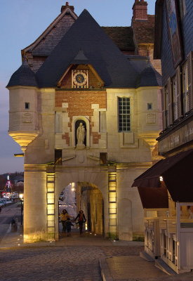 Old city gate in La Lieutenance