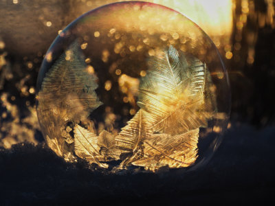 De l'or en bulle_Gold in frozen bubble