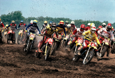 3 Motocross Dirt's-a-Flying c-7-80.jpg