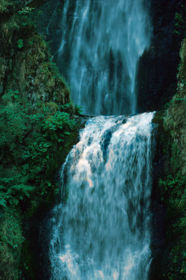 Multonomah Falls OR 406D3781.jpg