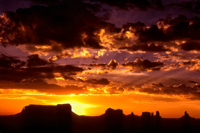 Sunrise, Monument Valley Navajo Tribal Park, AZ 736B2188.jpg