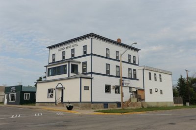 Preeceville Hotel