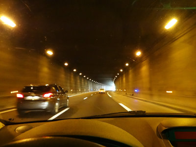 (22) Tunnel