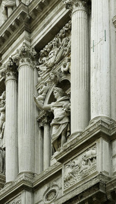 Detail of the facade - Santa Maria Zobenigo