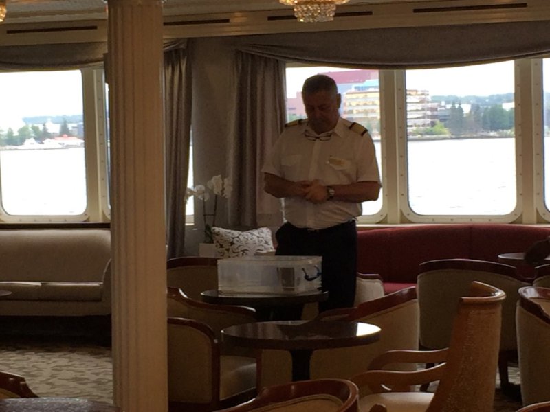Customs Step 3 - All in ships lounge