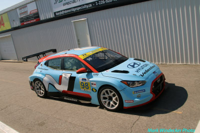 Hyundai Veloster N TCR---BRYAN HERTA AUTOSPORT W/ CURB-AGAJANIAN